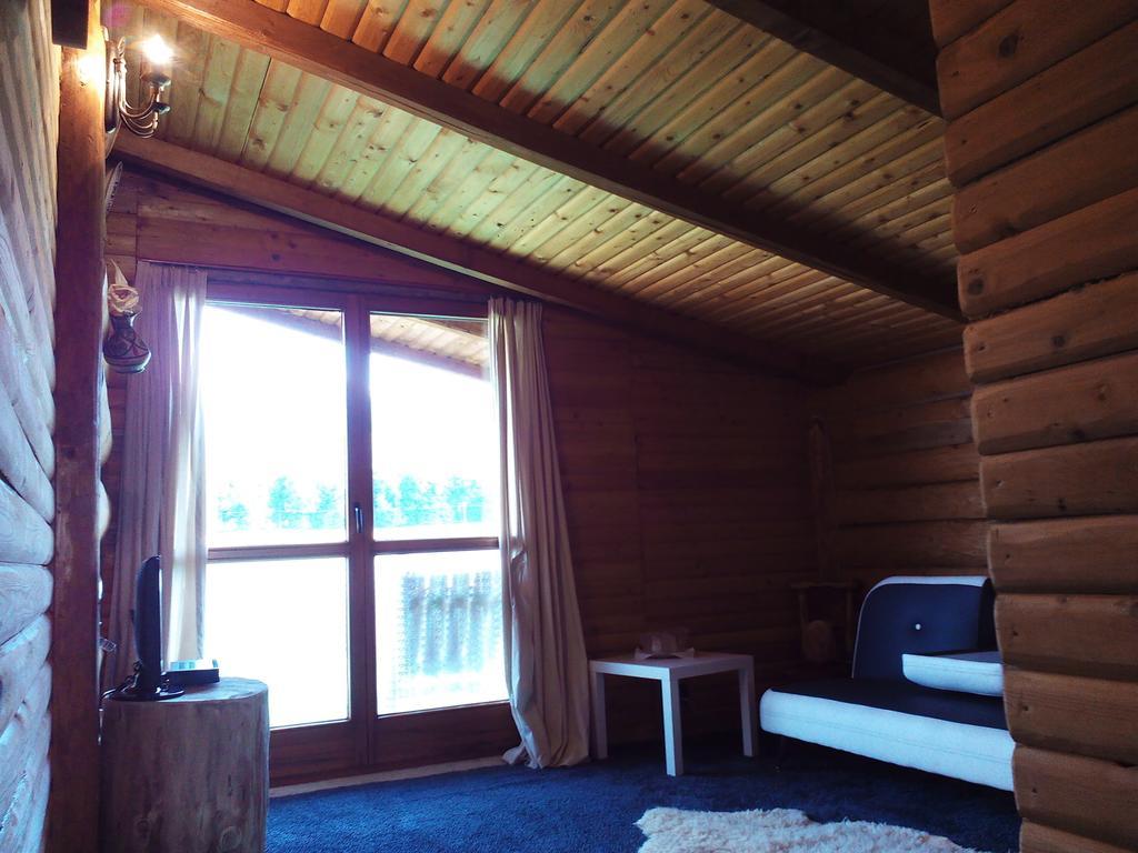 Sîmbăta de Sus Casa Muntelui - Sambataゲストハウス 部屋 写真