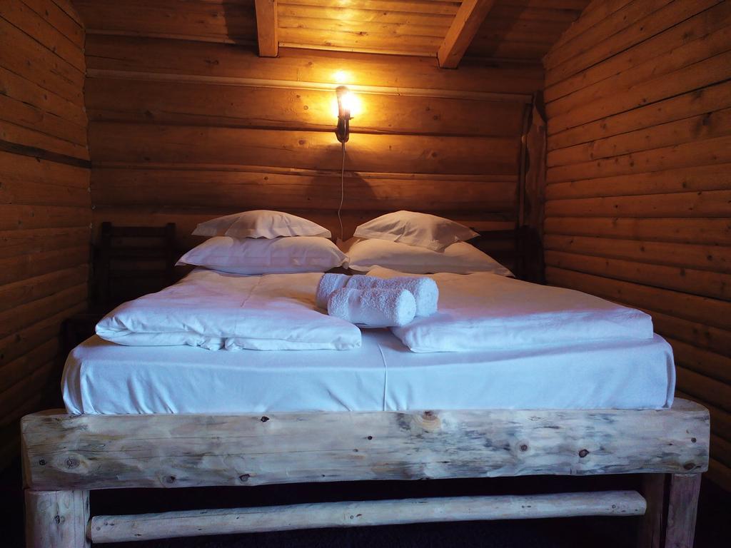 Sîmbăta de Sus Casa Muntelui - Sambataゲストハウス 部屋 写真