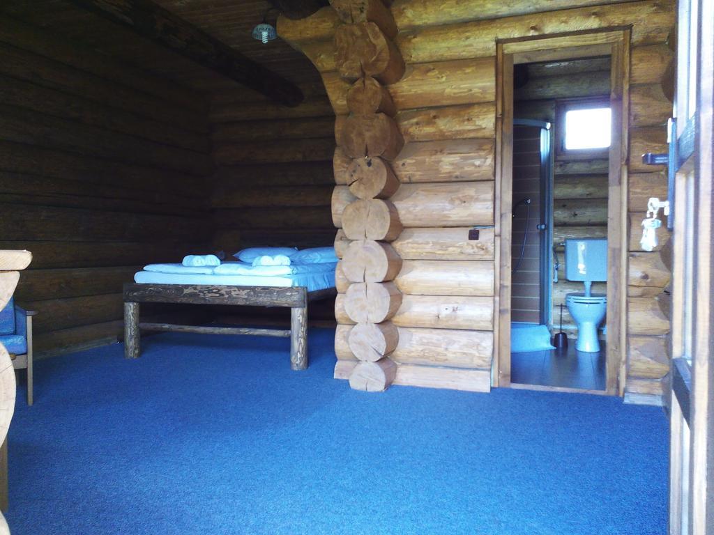 Sîmbăta de Sus Casa Muntelui - Sambataゲストハウス エクステリア 写真