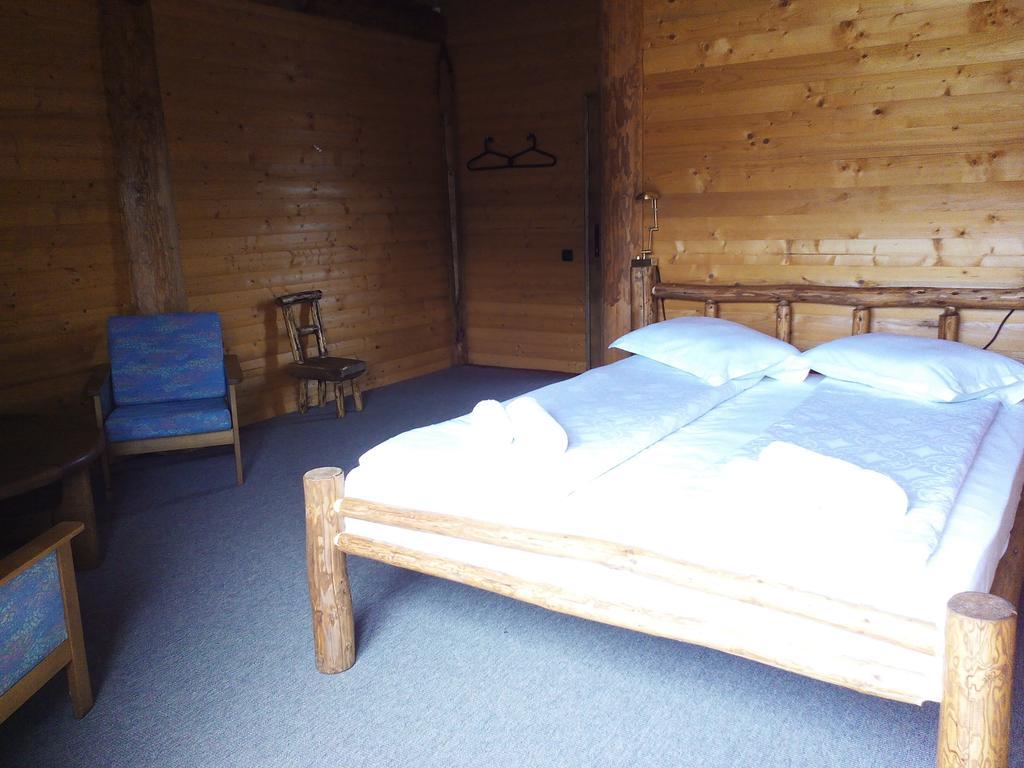Sîmbăta de Sus Casa Muntelui - Sambataゲストハウス 部屋 写真
