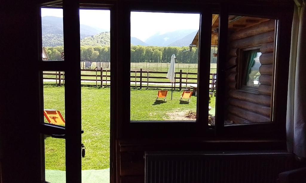 Sîmbăta de Sus Casa Muntelui - Sambataゲストハウス 部屋 写真